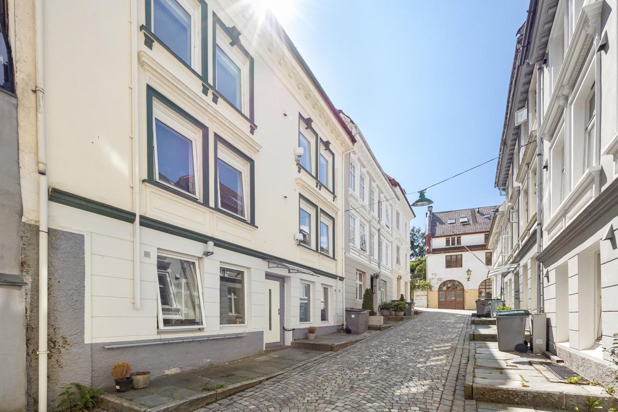 شقة King Bed - Renovated 2024 - 2Br Behind Bryggen برغن المظهر الخارجي الصورة